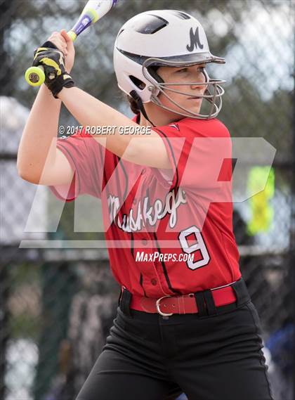 Thumbnail 1 in Muskego vs Oak Creek (WIAA Division 1 Sectional Semifinal) photogallery.
