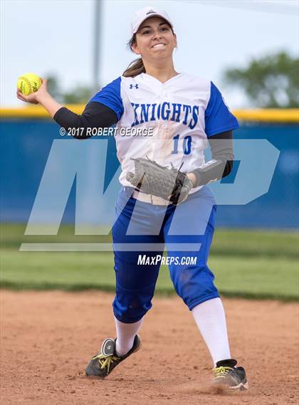 Thumbnail 2 in Muskego vs Oak Creek (WIAA Division 1 Sectional Semifinal) photogallery.