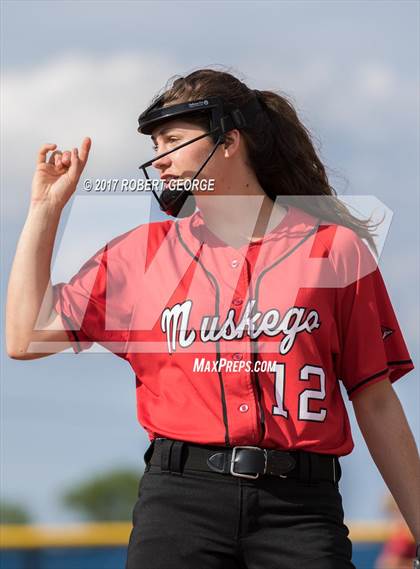 Thumbnail 1 in Muskego vs Oak Creek (WIAA Division 1 Sectional Semifinal) photogallery.