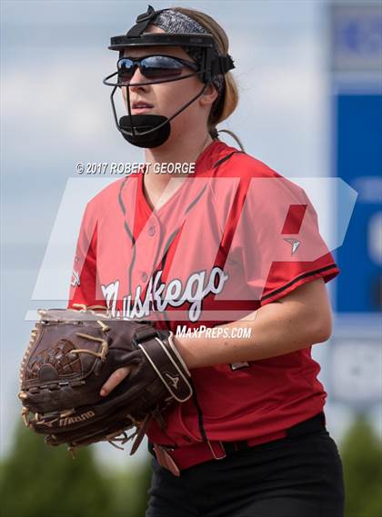 Thumbnail 2 in Muskego vs Oak Creek (WIAA Division 1 Sectional Semifinal) photogallery.