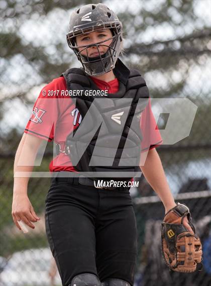 Thumbnail 3 in Muskego vs Oak Creek (WIAA Division 1 Sectional Semifinal) photogallery.