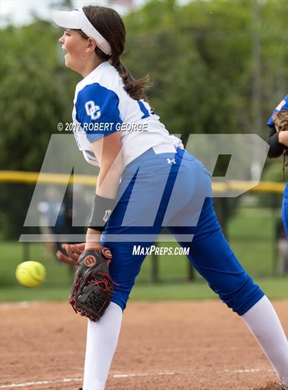 Thumbnail 3 in Muskego vs Oak Creek (WIAA Division 1 Sectional Semifinal) photogallery.