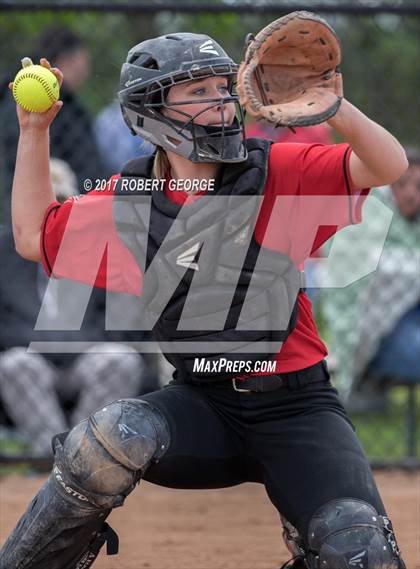 Thumbnail 1 in Muskego vs Oak Creek (WIAA Division 1 Sectional Semifinal) photogallery.