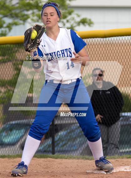 Thumbnail 3 in Muskego vs Oak Creek (WIAA Division 1 Sectional Semifinal) photogallery.