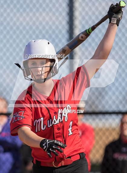 Thumbnail 1 in Muskego vs Oak Creek (WIAA Division 1 Sectional Semifinal) photogallery.