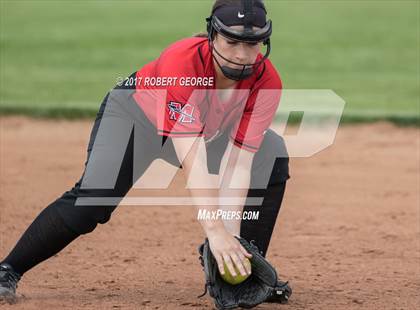 Thumbnail 3 in Muskego vs Oak Creek (WIAA Division 1 Sectional Semifinal) photogallery.
