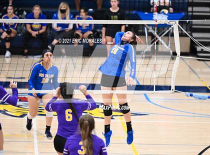 Thumbnail 2 in Dos Palos vs Minarets (Sunnyside Invitational) photogallery.