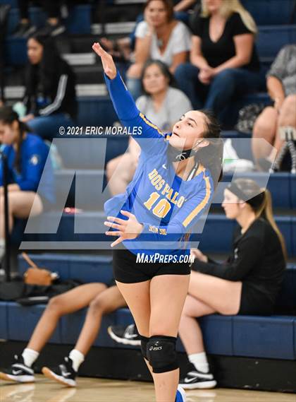 Thumbnail 3 in Dos Palos vs Minarets (Sunnyside Invitational) photogallery.