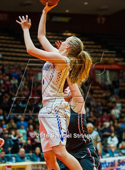 Thumbnail 2 in Orosi vs. Immanuel (CIF CS D4 Final) photogallery.