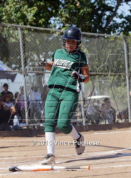 Thumbnail 3 in Pacifica vs. Newbury Park (T.O. Tourney) photogallery.