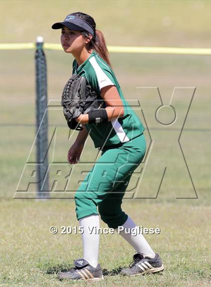 Thumbnail 2 in Pacifica vs. Newbury Park (T.O. Tourney) photogallery.