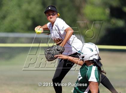 Thumbnail 2 in Pacifica vs. Newbury Park (T.O. Tourney) photogallery.