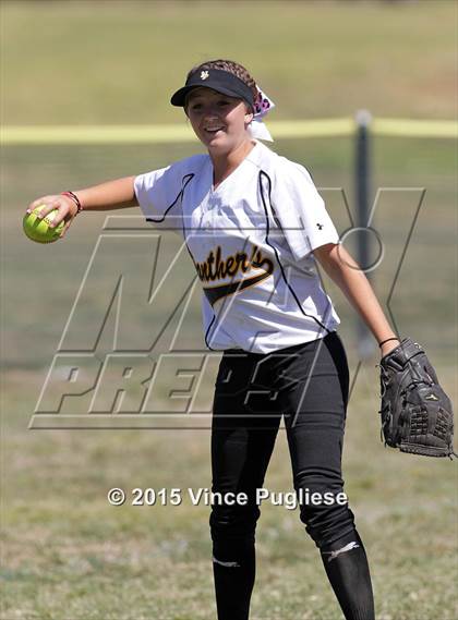 Thumbnail 2 in Pacifica vs. Newbury Park (T.O. Tourney) photogallery.