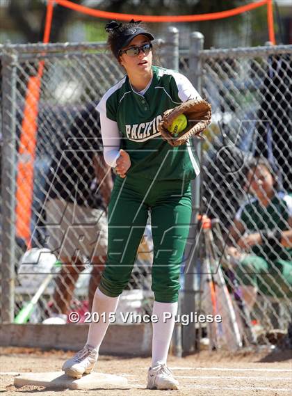 Thumbnail 3 in Pacifica vs. Newbury Park (T.O. Tourney) photogallery.