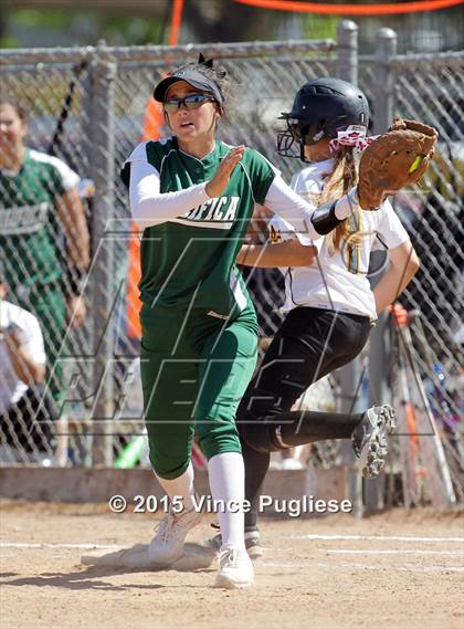 Thumbnail 3 in Pacifica vs. Newbury Park (T.O. Tourney) photogallery.