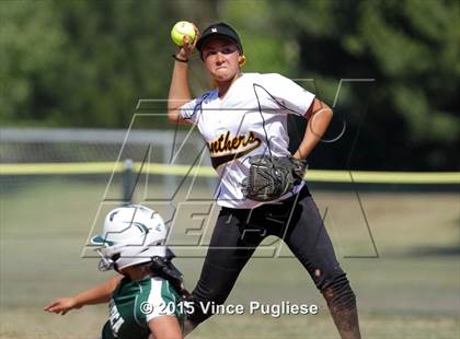 Thumbnail 3 in Pacifica vs. Newbury Park (T.O. Tourney) photogallery.