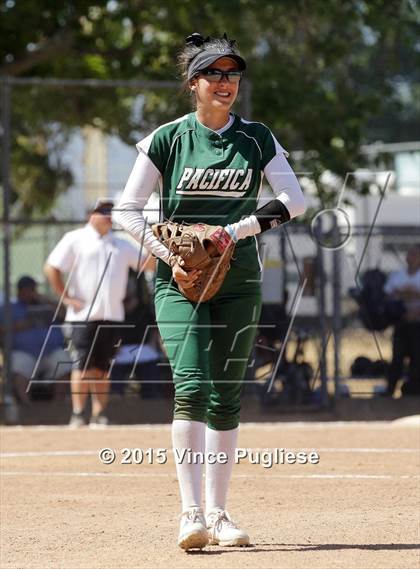 Thumbnail 2 in Pacifica vs. Newbury Park (T.O. Tourney) photogallery.