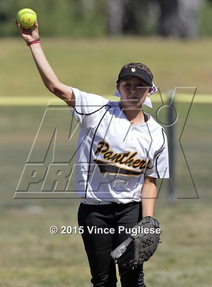 Thumbnail 1 in Pacifica vs. Newbury Park (T.O. Tourney) photogallery.