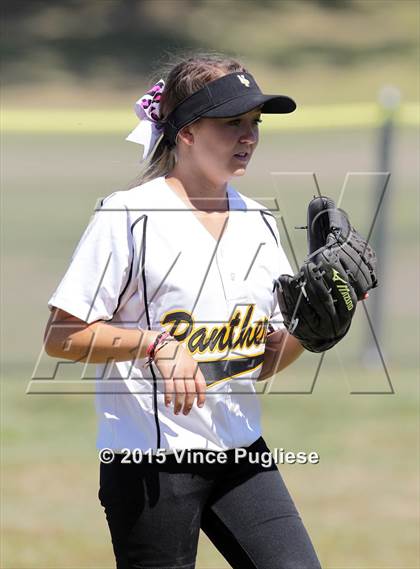 Thumbnail 2 in Pacifica vs. Newbury Park (T.O. Tourney) photogallery.