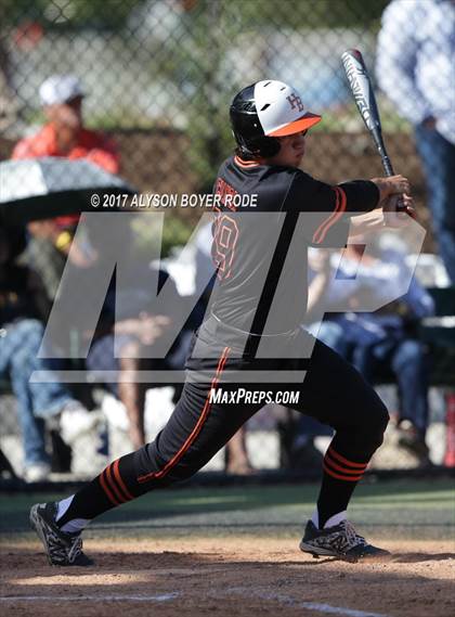 Thumbnail 3 in Notre Dame (SO) vs. Huntington Beach (Boras Classic) photogallery.