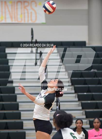 Thumbnail 1 in Mayde Creek vs Tompkins photogallery.