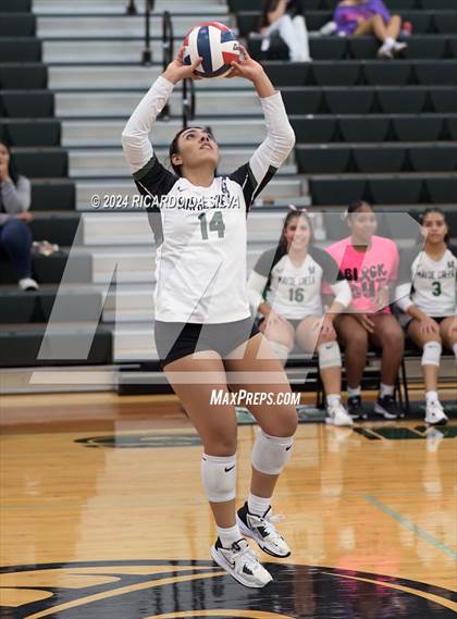Thumbnail 3 in Mayde Creek vs Tompkins photogallery.