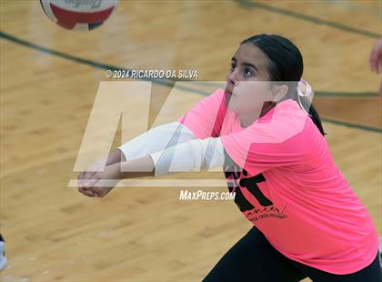Thumbnail 3 in Mayde Creek vs Tompkins photogallery.