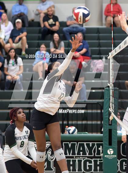 Thumbnail 3 in Mayde Creek vs Tompkins photogallery.
