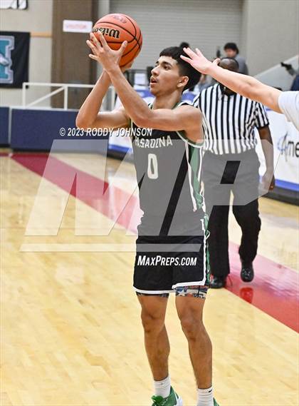 Thumbnail 1 in Pasadena vs. Pearce (McDonald's Texas Invitational) photogallery.