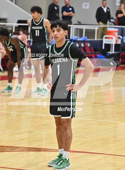 Thumbnail 1 in Pasadena vs. Pearce (McDonald's Texas Invitational) photogallery.