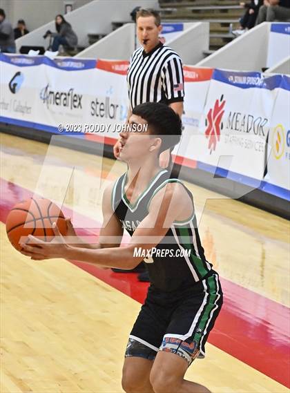 Thumbnail 3 in Pasadena vs. Pearce (McDonald's Texas Invitational) photogallery.