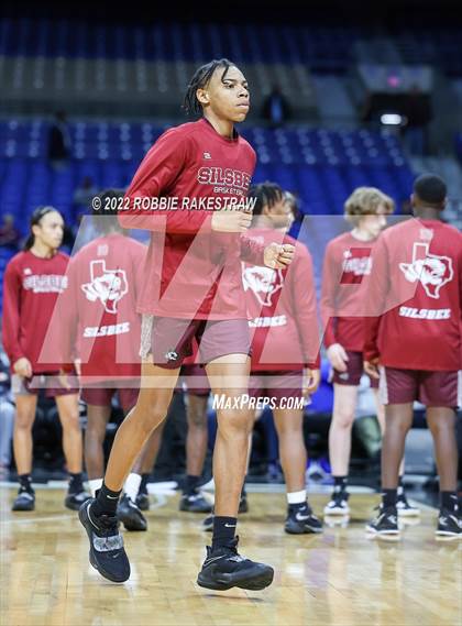 Thumbnail 1 in Oak Cliff Faith Family Academy vs. Silsbee (UIL 4A State Semifinal) photogallery.