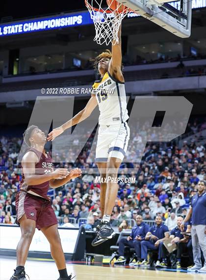 Thumbnail 1 in Oak Cliff Faith Family Academy vs. Silsbee (UIL 4A State Semifinal) photogallery.