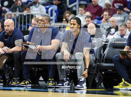 Thumbnail 3 in Oak Cliff Faith Family Academy vs. Silsbee (UIL 4A State Semifinal) photogallery.