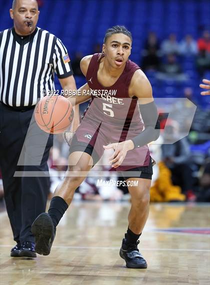 Thumbnail 3 in Oak Cliff Faith Family Academy vs. Silsbee (UIL 4A State Semifinal) photogallery.