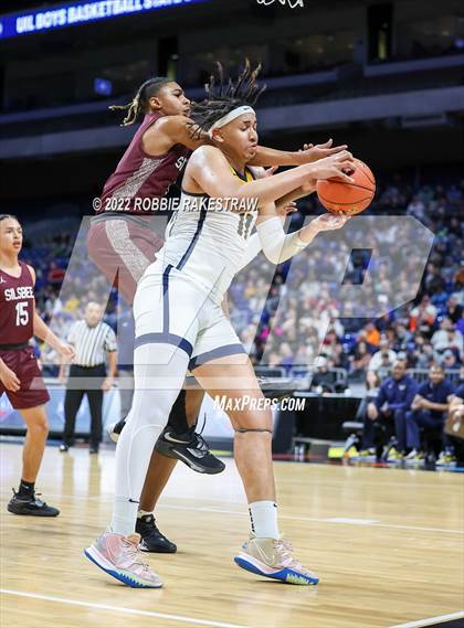 Thumbnail 1 in Oak Cliff Faith Family Academy vs. Silsbee (UIL 4A State Semifinal) photogallery.