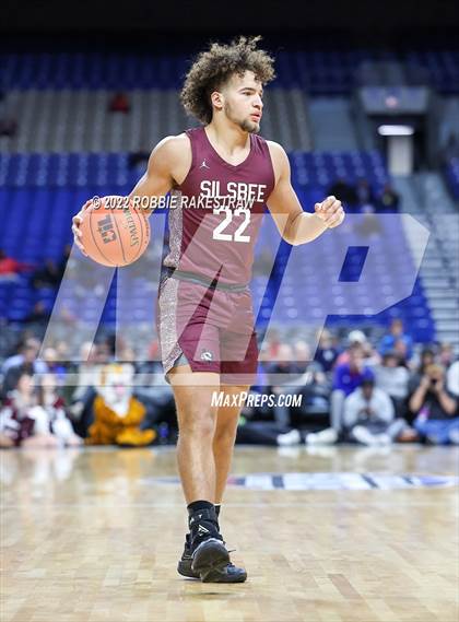 Thumbnail 2 in Oak Cliff Faith Family Academy vs. Silsbee (UIL 4A State Semifinal) photogallery.