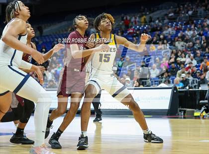 Thumbnail 3 in Oak Cliff Faith Family Academy vs. Silsbee (UIL 4A State Semifinal) photogallery.