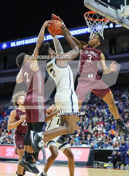 Thumbnail 3 in Oak Cliff Faith Family Academy vs. Silsbee (UIL 4A State Semifinal) photogallery.