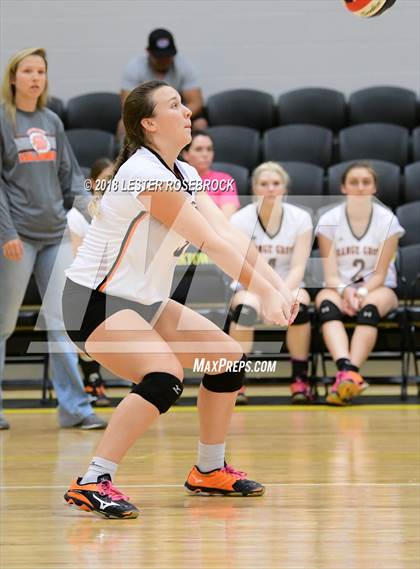 Thumbnail 1 in Thrall vs. Orange Grove (Yorktown South Texas Showdown) photogallery.