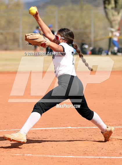 Thumbnail 1 in Mountain Ridge vs. Youngker (Sunrise Mountain Invitational) photogallery.