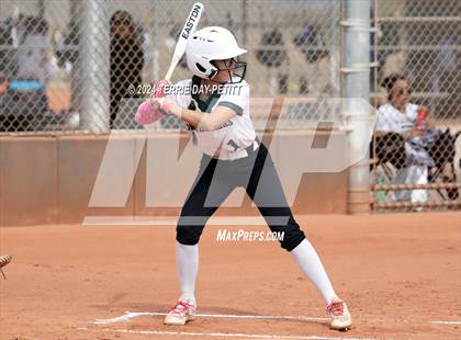 Thumbnail 2 in Mountain Ridge vs. Youngker (Sunrise Mountain Invitational) photogallery.
