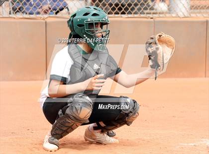 Thumbnail 3 in Mountain Ridge vs. Youngker (Sunrise Mountain Invitational) photogallery.