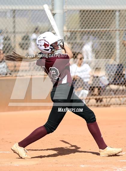 Thumbnail 1 in Mountain Ridge vs. Youngker (Sunrise Mountain Invitational) photogallery.