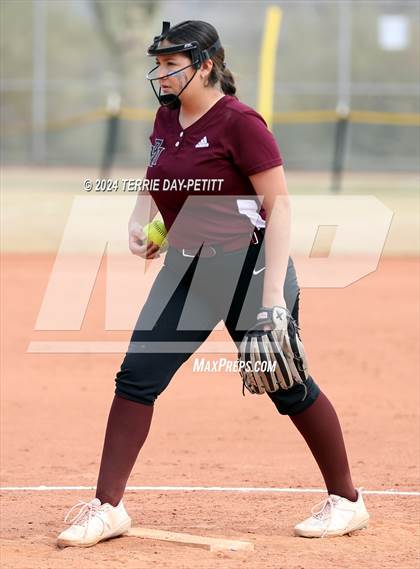 Thumbnail 1 in Mountain Ridge vs. Youngker (Sunrise Mountain Invitational) photogallery.