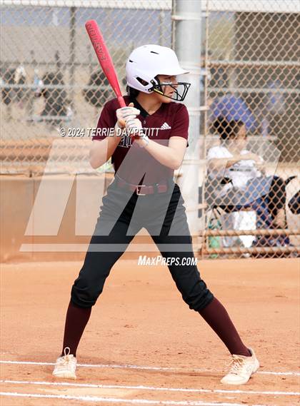 Thumbnail 2 in Mountain Ridge vs. Youngker (Sunrise Mountain Invitational) photogallery.