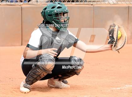Thumbnail 1 in Mountain Ridge vs. Youngker (Sunrise Mountain Invitational) photogallery.