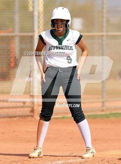 Thumbnail 2 in Mountain Ridge vs. Youngker (Sunrise Mountain Invitational) photogallery.