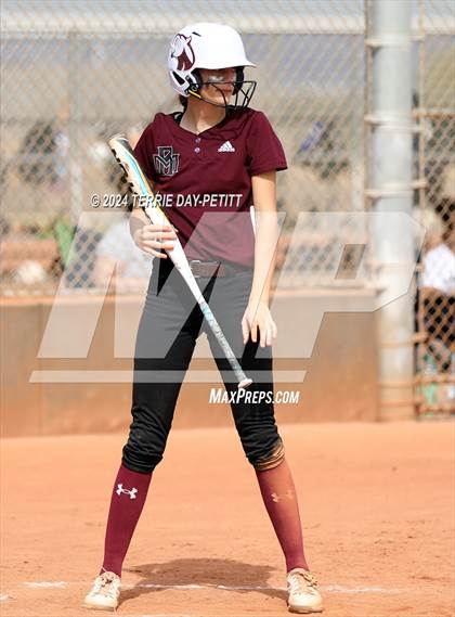 Thumbnail 2 in Mountain Ridge vs. Youngker (Sunrise Mountain Invitational) photogallery.