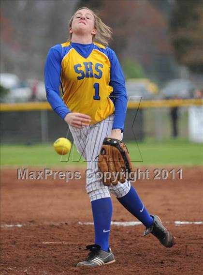 Thumbnail 3 in Oliver Springs vs. Sweetwater (AC Invitational) photogallery.